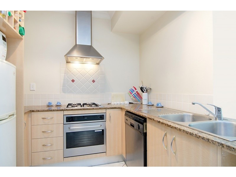Unit 1009/2 Greenslopes Street, North Cairns QLD 4870