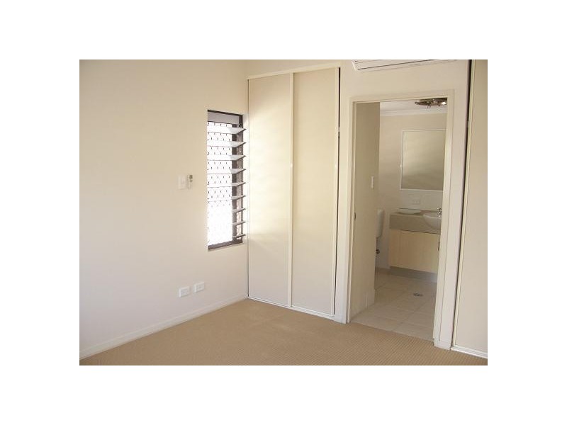 Unit 1/12 Oyster Court, Trinity Beach QLD 4879