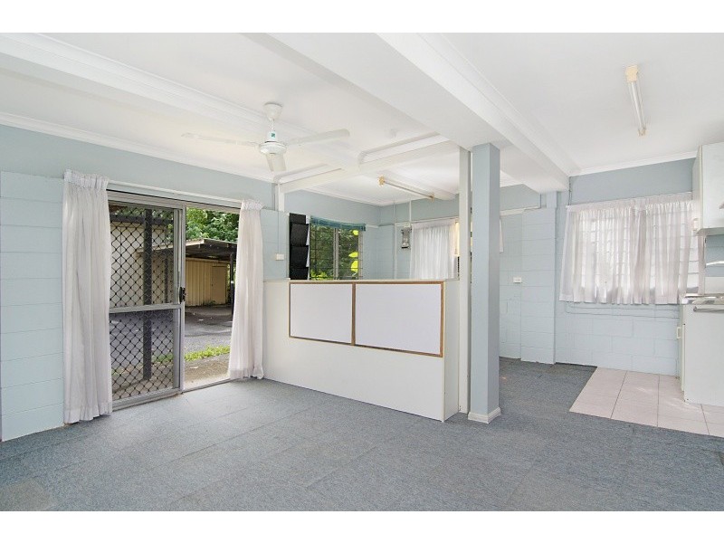 7 Pease Street, Cairns QLD 4870