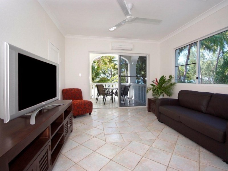 95 – 97 Williams Esplanade, Palm Cove QLD 4879