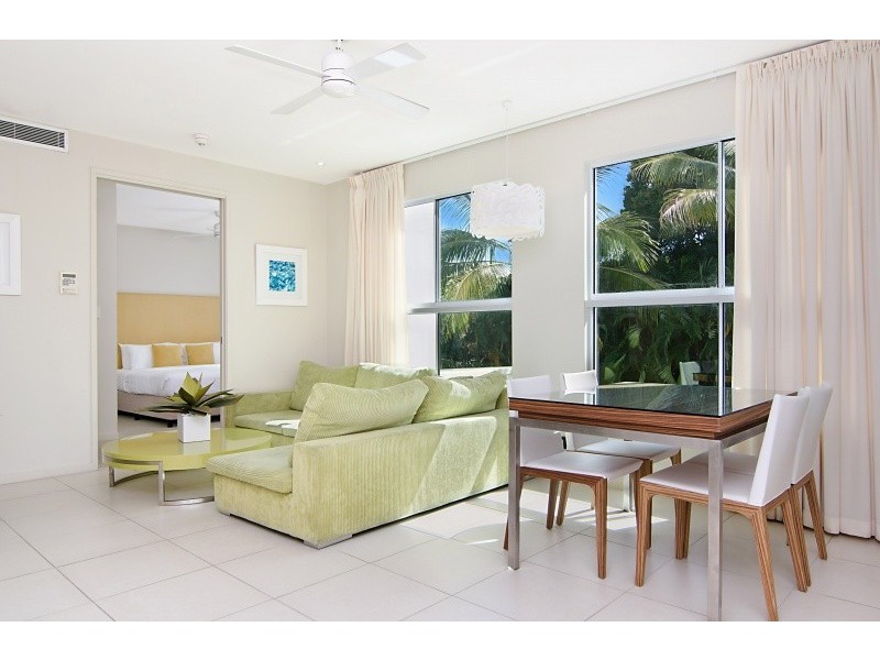 Unit 27/201 Lake Street, Cairns City QLD 4870
