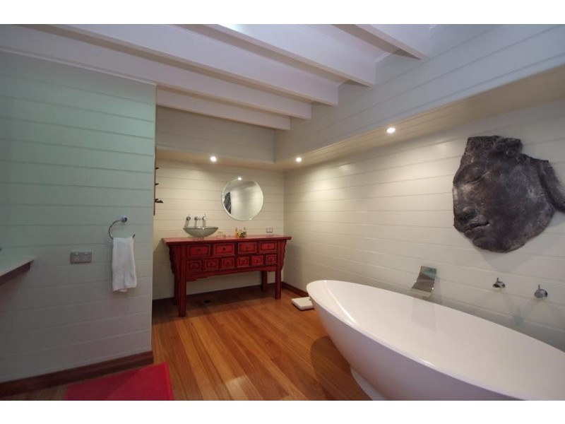 8 – 10 Peacock Street, Trinity Beach QLD 4879