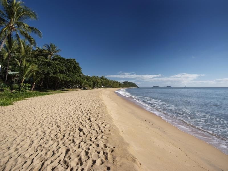 8 – 10 Peacock Street, Trinity Beach QLD 4879