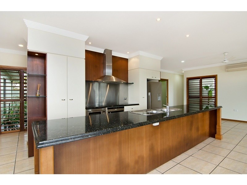6 Grandview Crescent, Earlville QLD 4870
