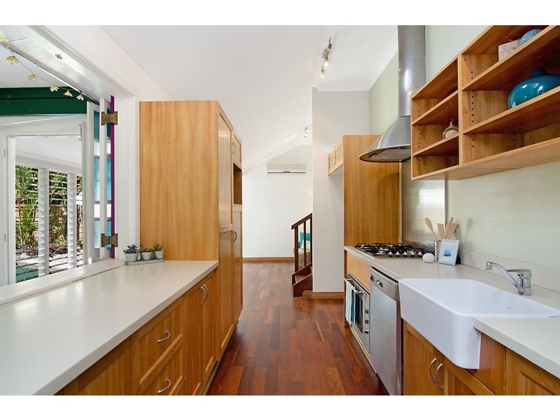 24 Junction Street, Edge Hill QLD 4870