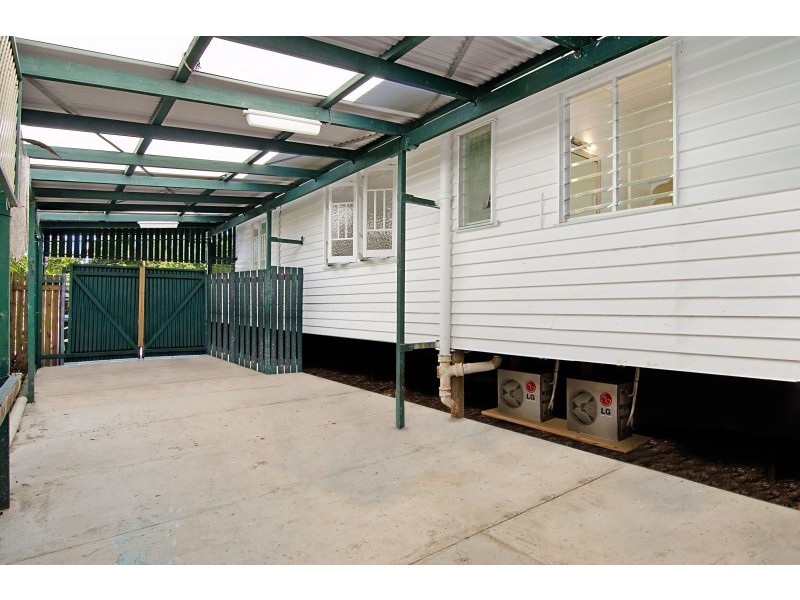 24 Junction Street, Edge Hill QLD 4870