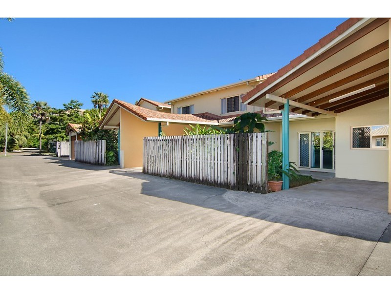 18 Oyster Court, Trinity Beach QLD 4879