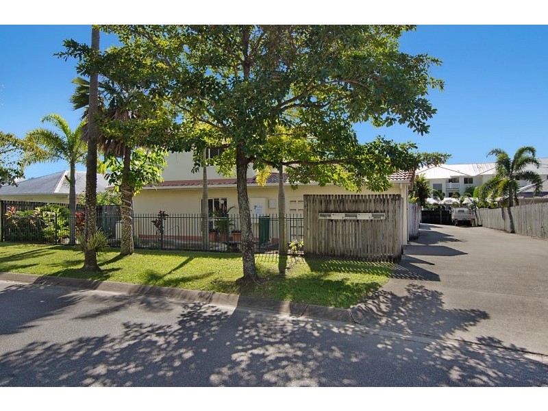 18 Oyster Court, Trinity Beach QLD 4879