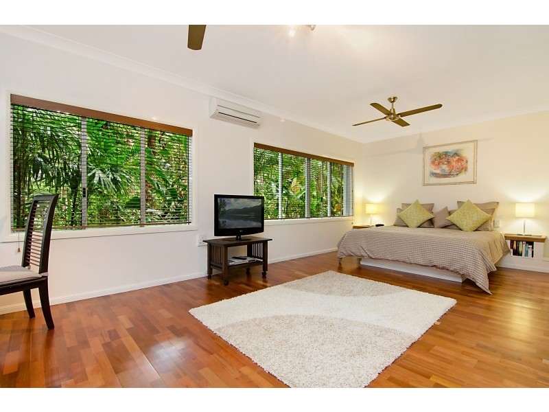 Unit 52/9 Veivers Road, Palm Cove QLD 4879