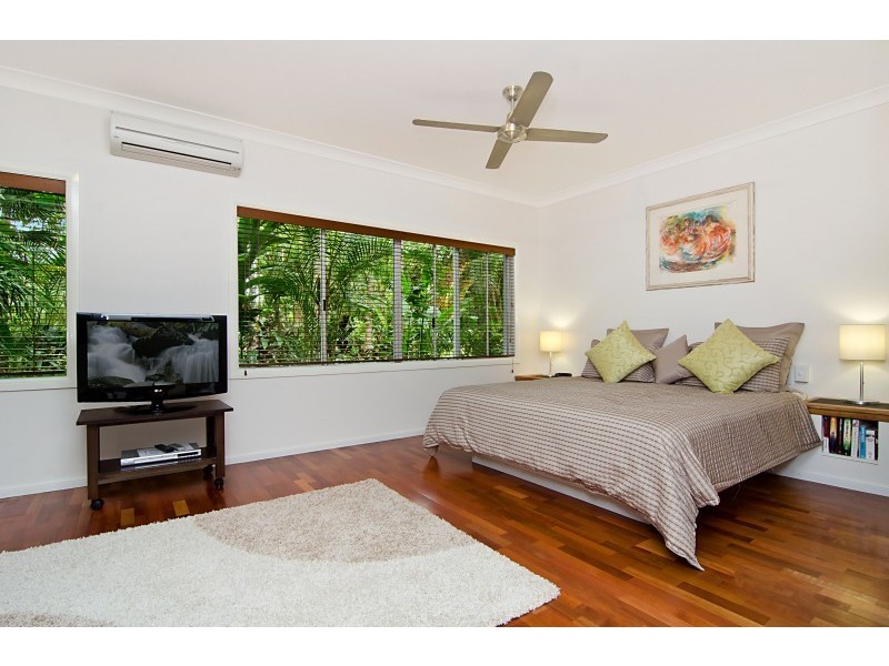 Unit 52/9 Veivers Road, Palm Cove QLD 4879
