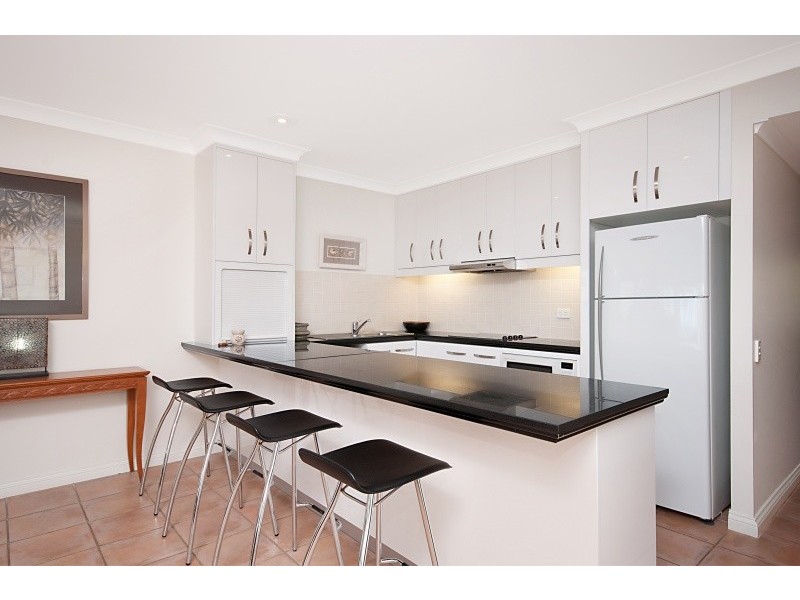 Unit 4/9 Vievers Road, Palm Cove QLD 4879