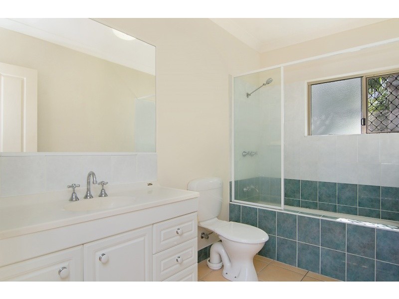 Unit 4/18 Oyster Court, Trinity Beach QLD 4879