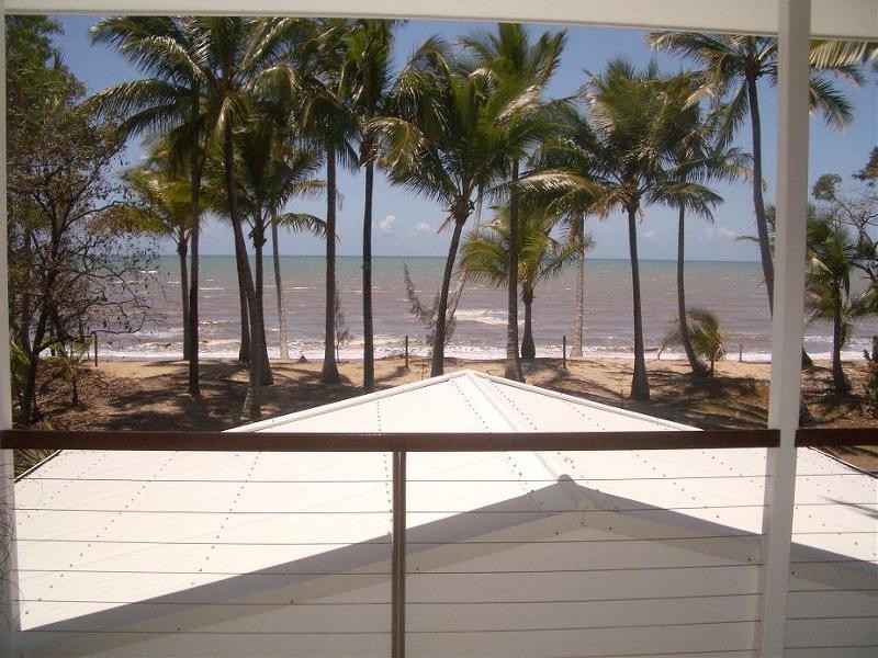 43 Arlington Esplanade, Clifton Beach QLD 4879
