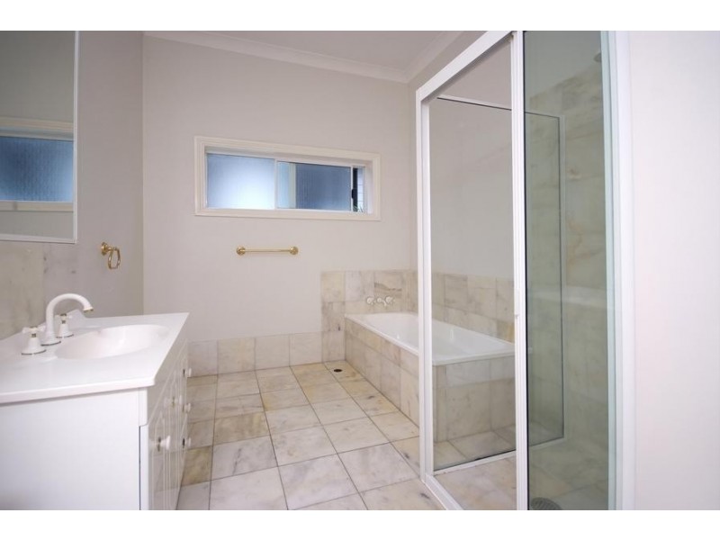 43 Arlington Esplanade, Clifton Beach QLD 4879