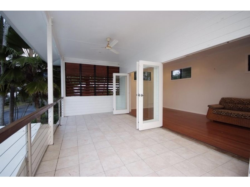 43 Arlington Esplanade, Clifton Beach QLD 4879