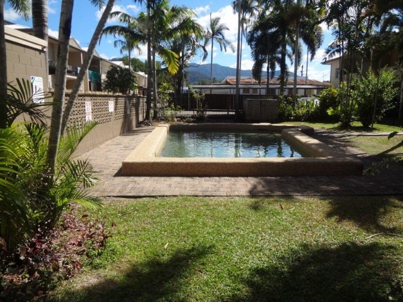 Unit 19/52 Pease Street, Cairns QLD 4870