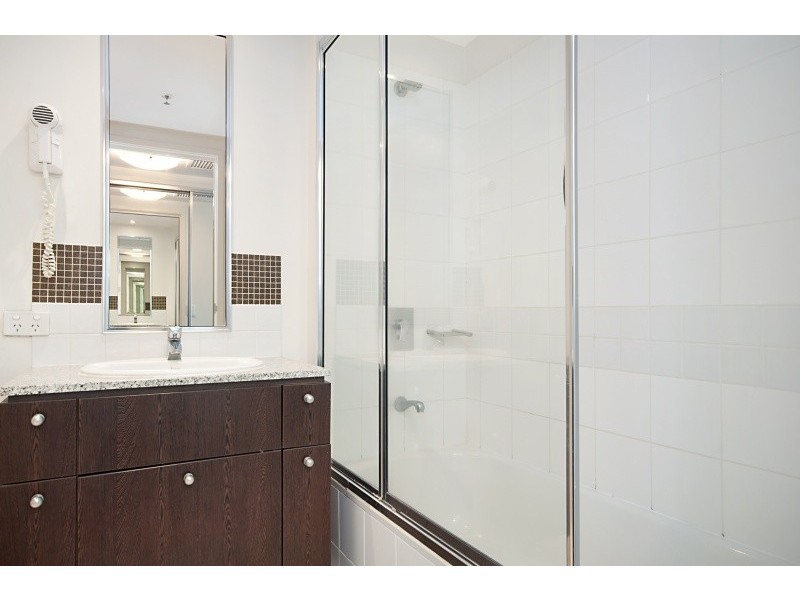 Unit 709/101 – 105 The Esplanade, Cairns QLD 4870