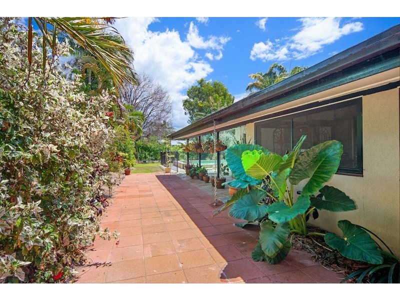 7 Cassava Street, Holloways Beach QLD 4878