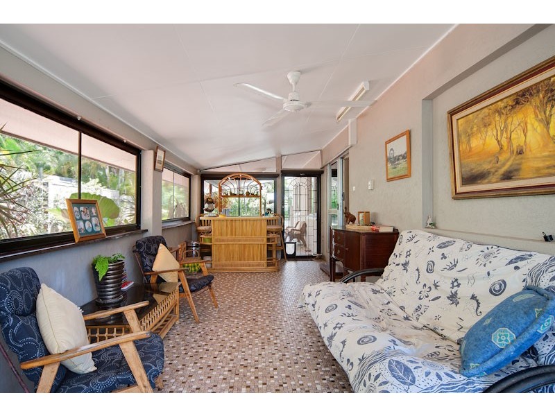 7 Cassava Street, Holloways Beach QLD 4878