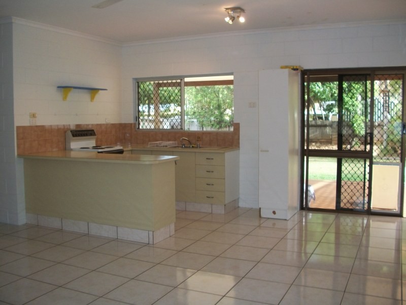 7 Bindaree Close, Caravonica QLD 4878