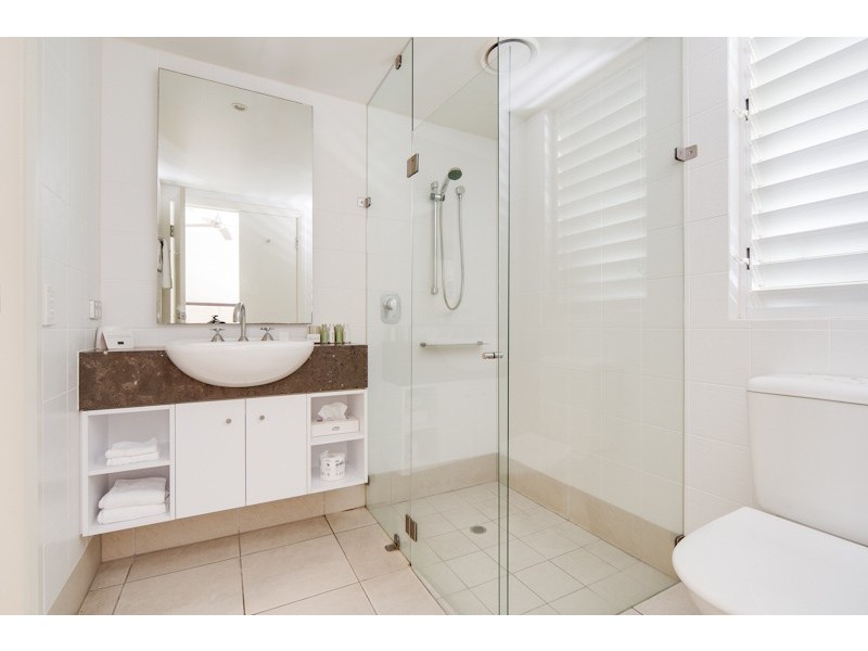 Unit 3222/123 Williams Esplanade, Palm Cove QLD 4879