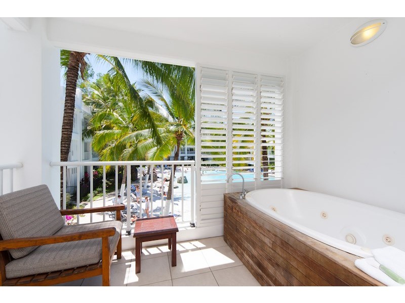 Unit 3222/123 Williams Esplanade, Palm Cove QLD 4879