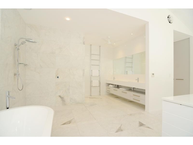 5 / 2 – 12 Reef Street, Port Douglas QLD 4877