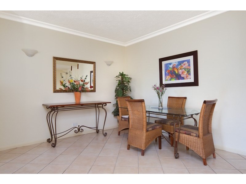 Unit 507/2 Greenslopes Street, Cairns North QLD 4870