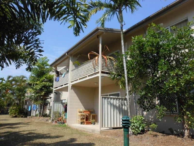 Unit 6/7-9 Charlotte Street, Cairns QLD 4870