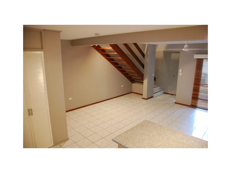 Unit 3/98 Martyn Street, Cairns QLD 4870