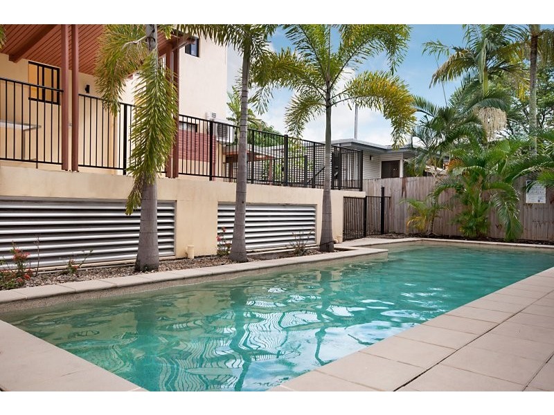 Unit 11/6 James Street, North Cairns QLD 4870
