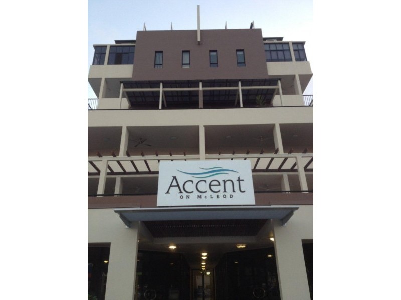 93-95 Mcleod Street, Cairns City QLD 4870