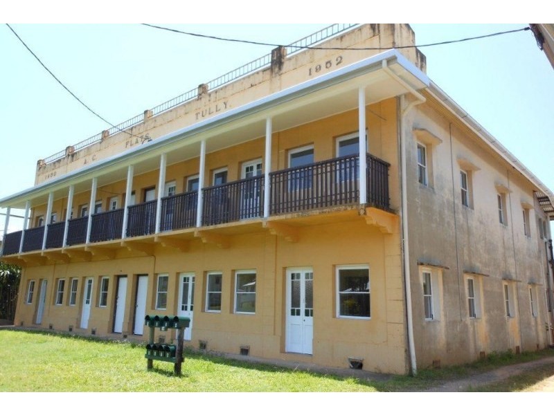 14 Blackman Street, Tully QLD 4854