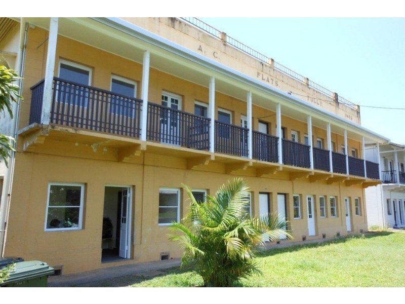 14 Blackman Street, Tully QLD 4854