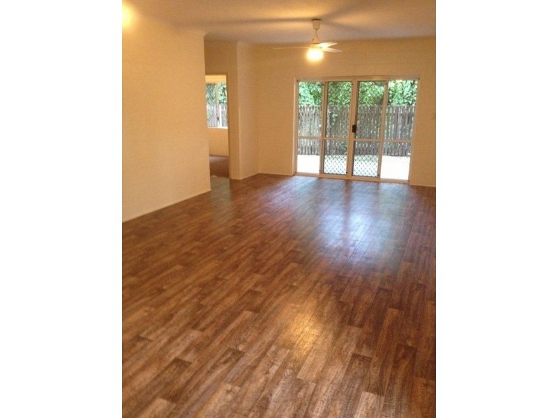 Unit 17/52 Pease Street, Cairns QLD 4870