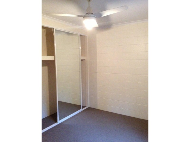 Unit 17/52 Pease Street, Cairns QLD 4870