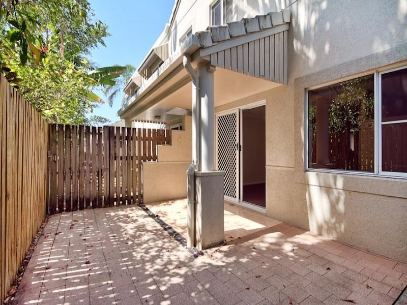 Unit 24/34-40 Lily Street, Cairns QLD 4870
