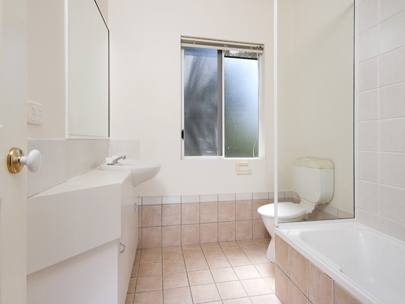 Unit 24/34-40 Lily Street, Cairns QLD 4870