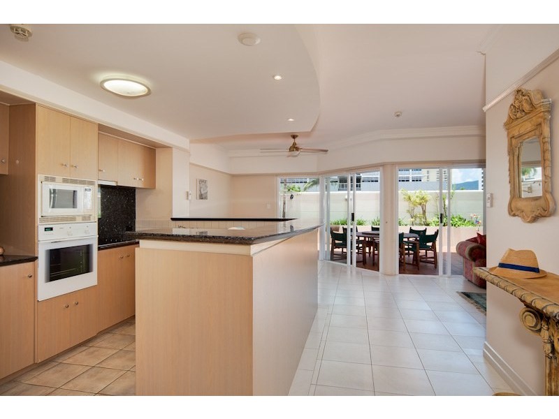 Unit 4/73 Spence Street, Cairns City QLD 4870