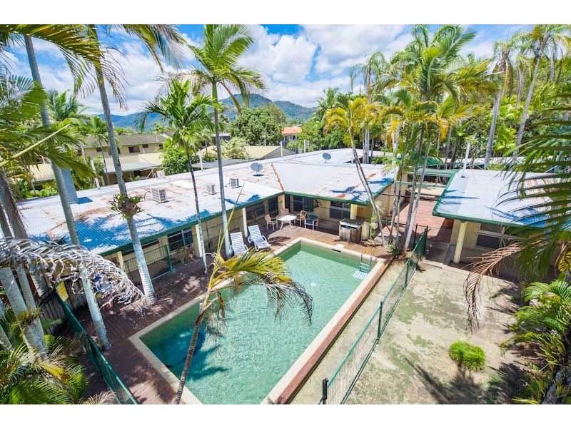 Unit 1 – 10/379 Mayers Street, Edge Hill QLD 4870