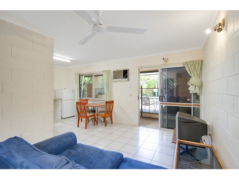 Unit 1 – 10/379 Mayers Street, Edge Hill QLD 4870