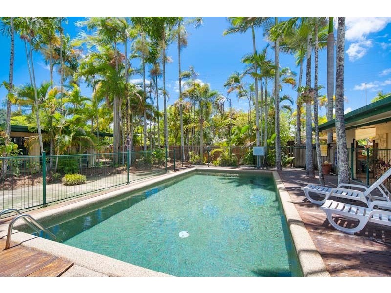 Unit 1 – 10/379 Mayers Street, Edge Hill QLD 4870