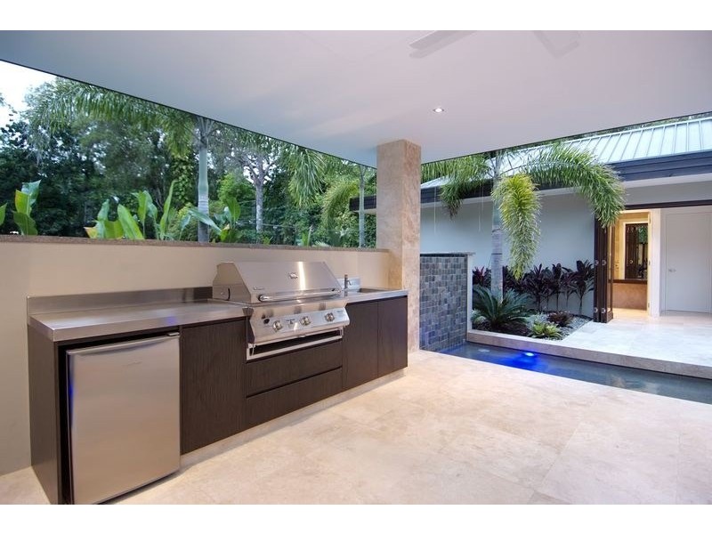 2 / 2 – 12 Reef Street, Port Douglas QLD 4877