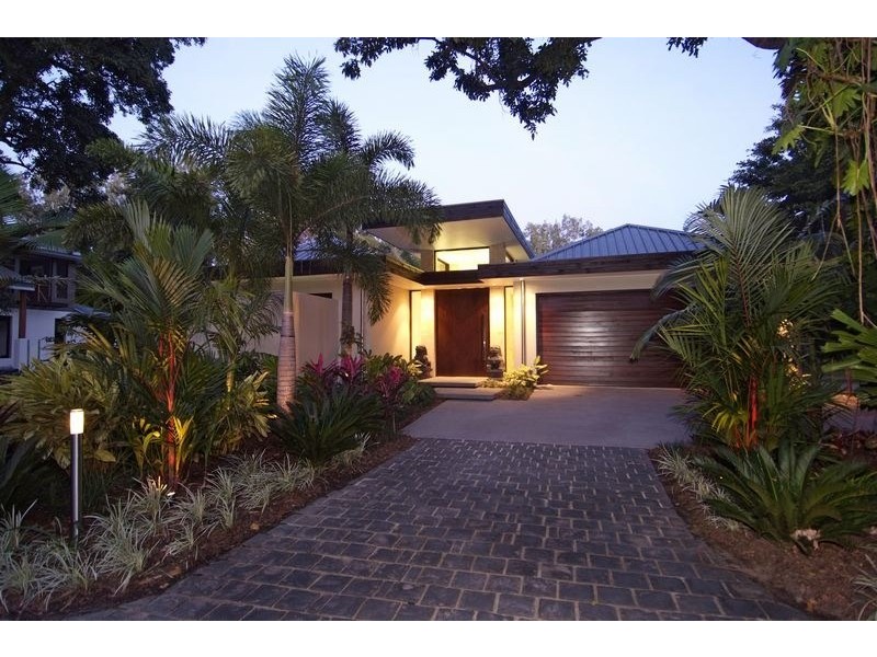 2 / 2 – 12 Reef Street, Port Douglas QLD 4877