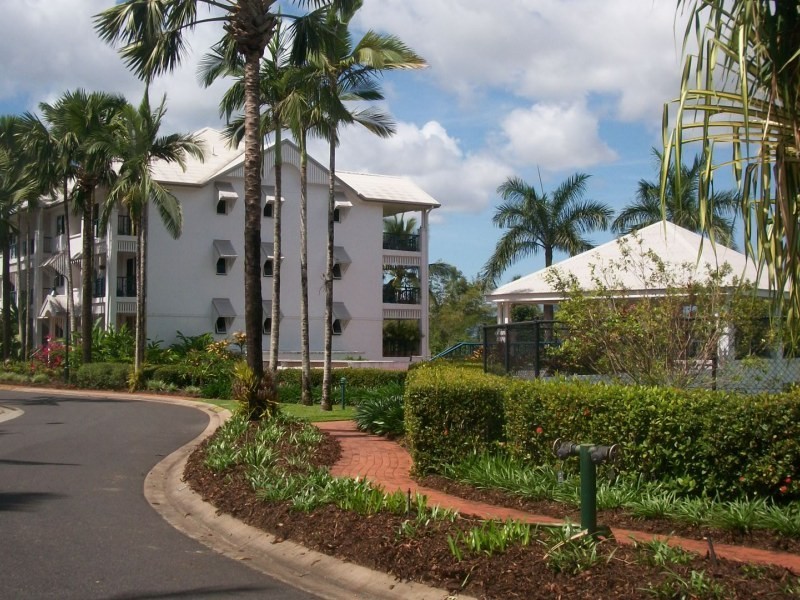 Unit 42/8 Munro Terrace, Mooroobool QLD 4870