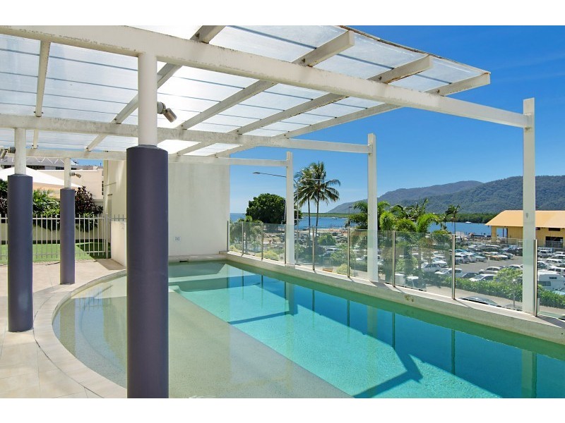 Unit 304/25 Wharf Street, Cairns City QLD 4870
