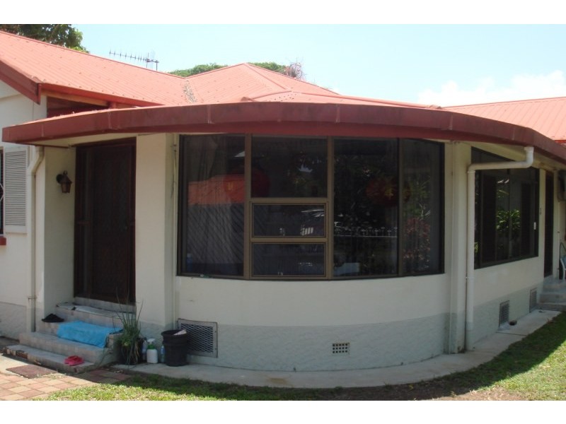 3 Thomas Street, Cairns QLD 4870