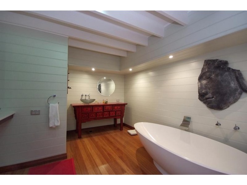 8 – 10 Peacock Street, Trinity Beach QLD 4879