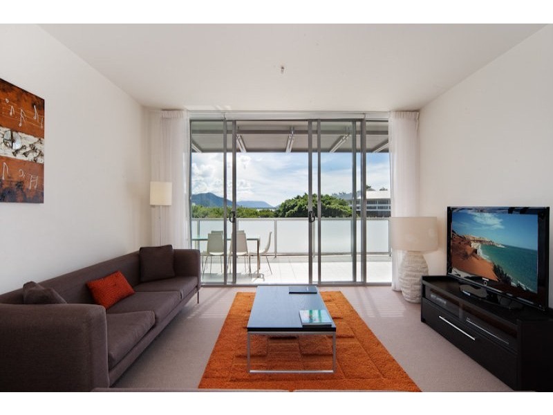 Unit 10/1 Marlin Parade, Cairns City QLD 4870