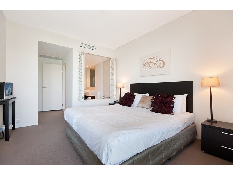 Unit 206/1 Marlin Parade, Cairns City QLD 4870